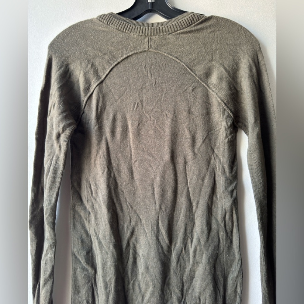 Lululemon Athletica Forest Green Knit Top - Picture 5 of 9